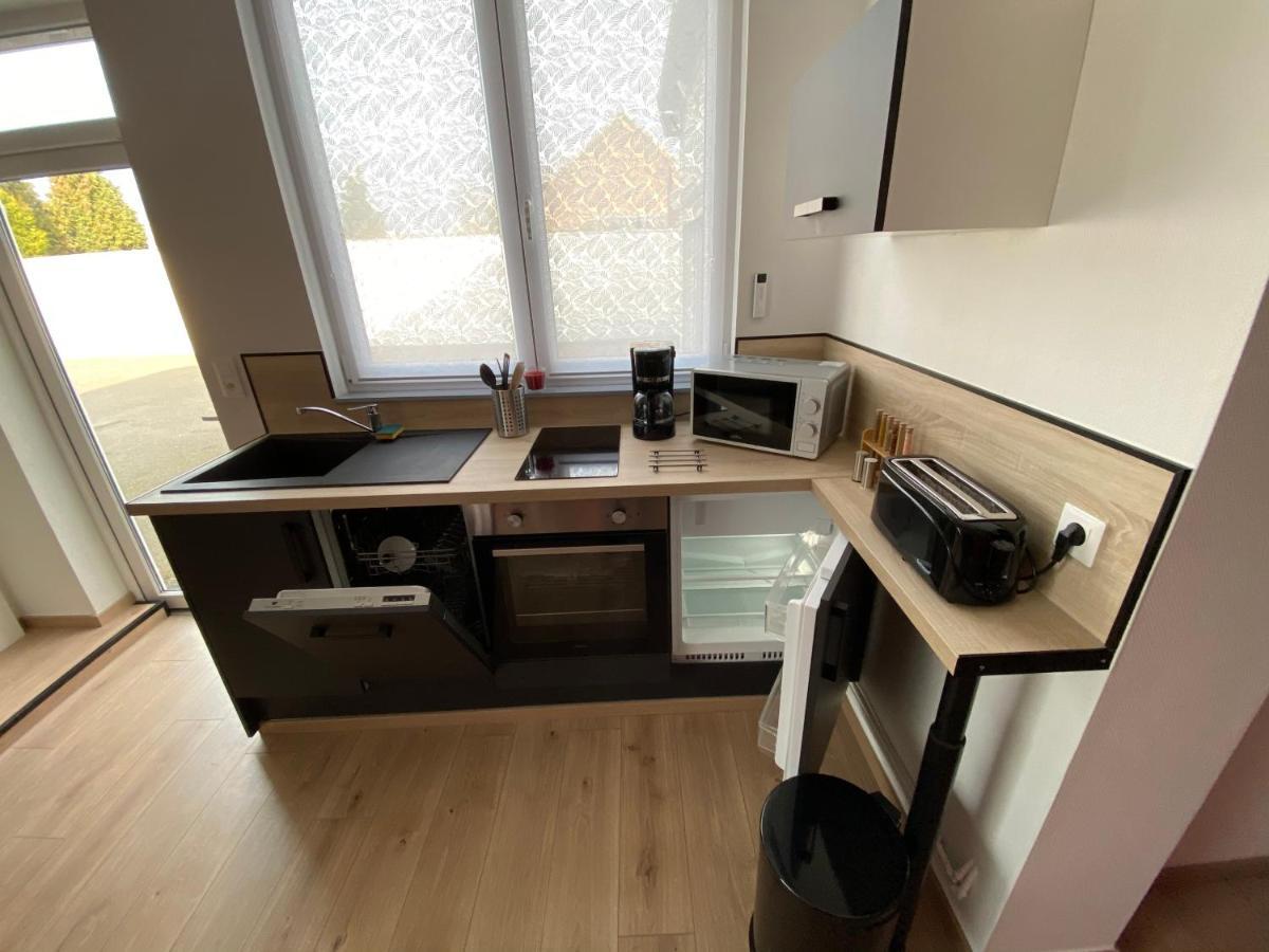 Logements Equipes A Onnaing Avec Espace Balneo En Option Proche Toyota, Autoroute Et Valenciennes 외부 사진