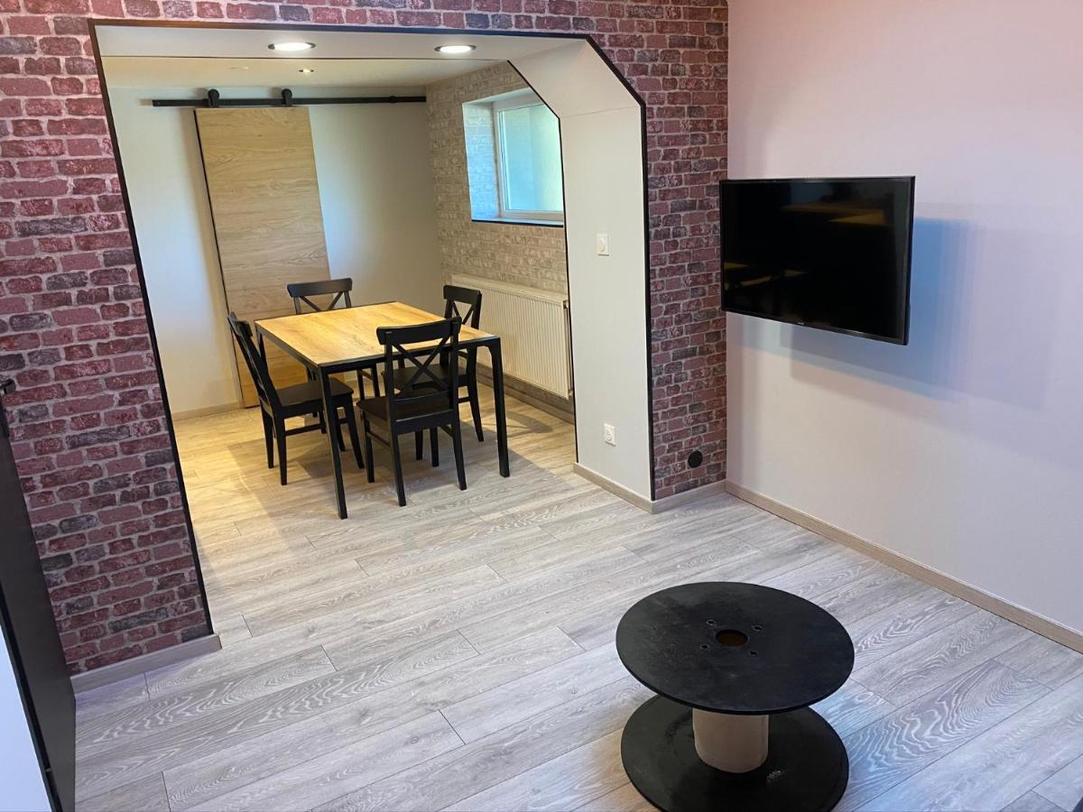 Logements Equipes A Onnaing Avec Espace Balneo En Option Proche Toyota, Autoroute Et Valenciennes 외부 사진