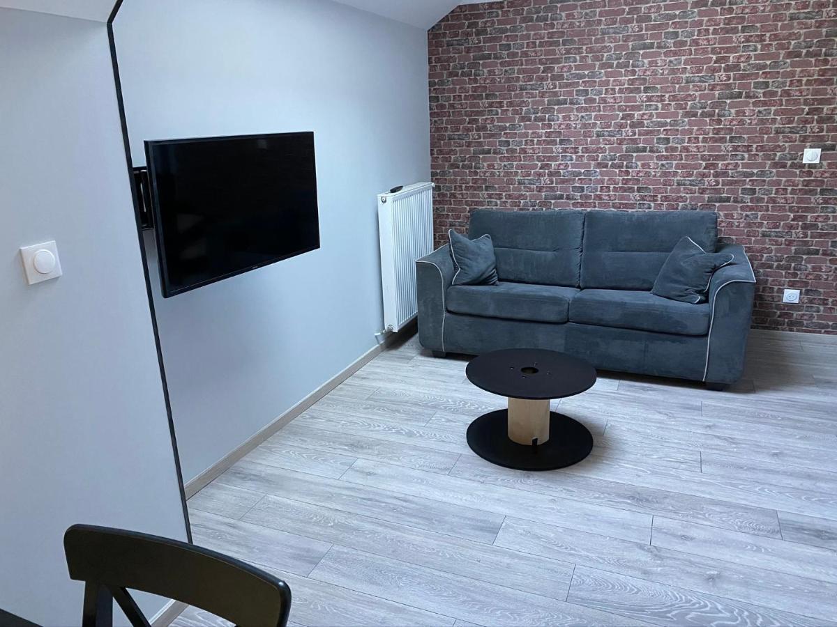 Logements Equipes A Onnaing Avec Espace Balneo En Option Proche Toyota, Autoroute Et Valenciennes 외부 사진
